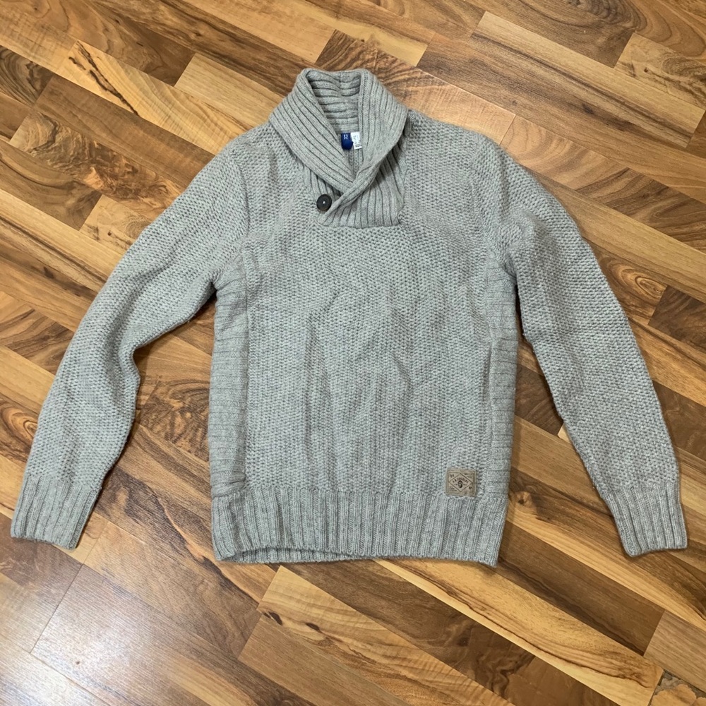 H&M Men’s Crewneck Sweater